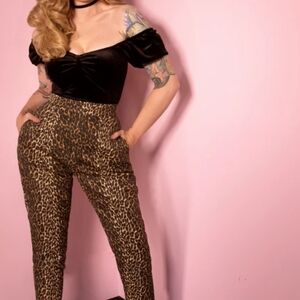 Vixen By MICHELINE PITT Cigarette Pants In Leopard Print